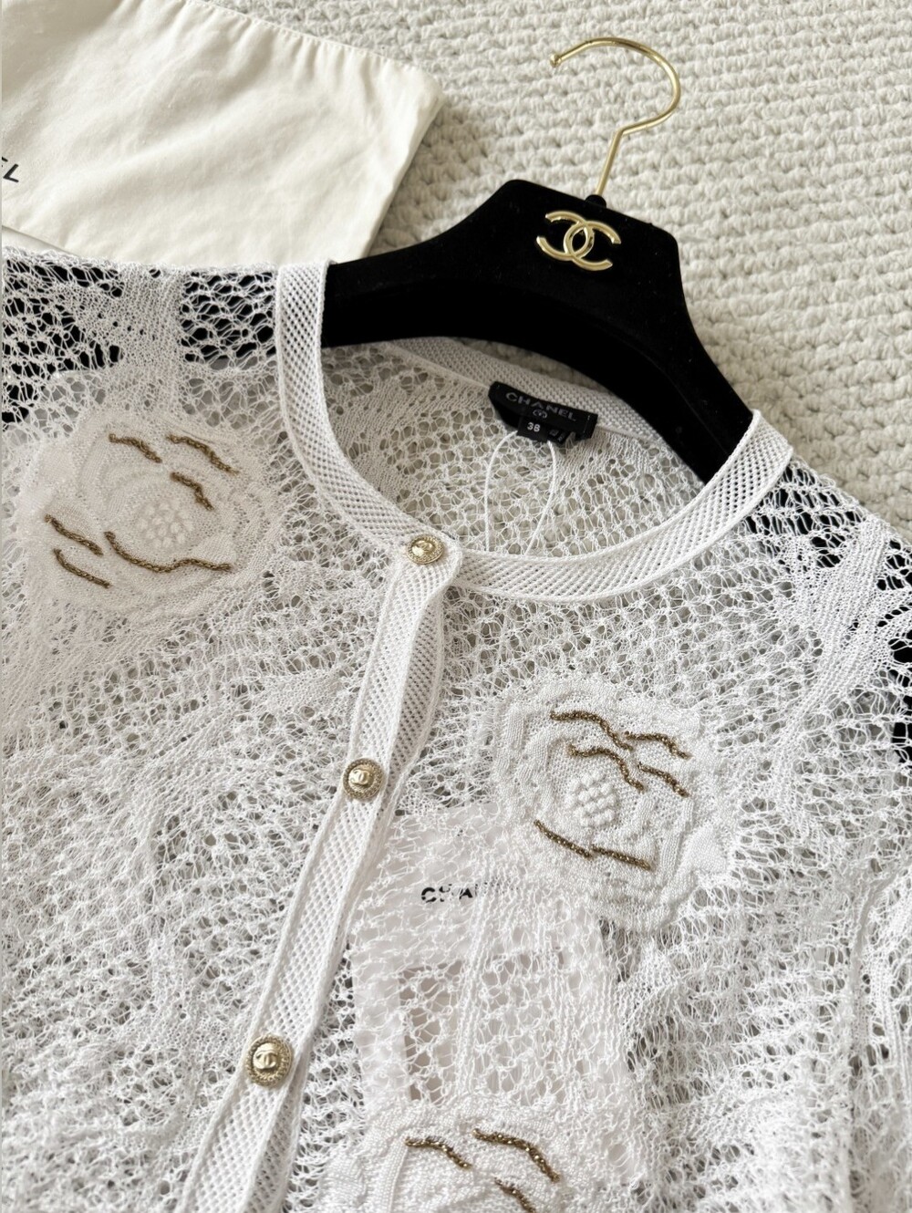 Chanel White Lace Cropped Knitting Cardigan Sweater - Picture 3 of 9
